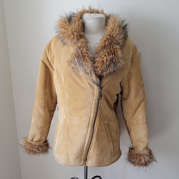 Wilsons Leather Tan Jacket with Faux Fur Trim - Picture 1 of 16